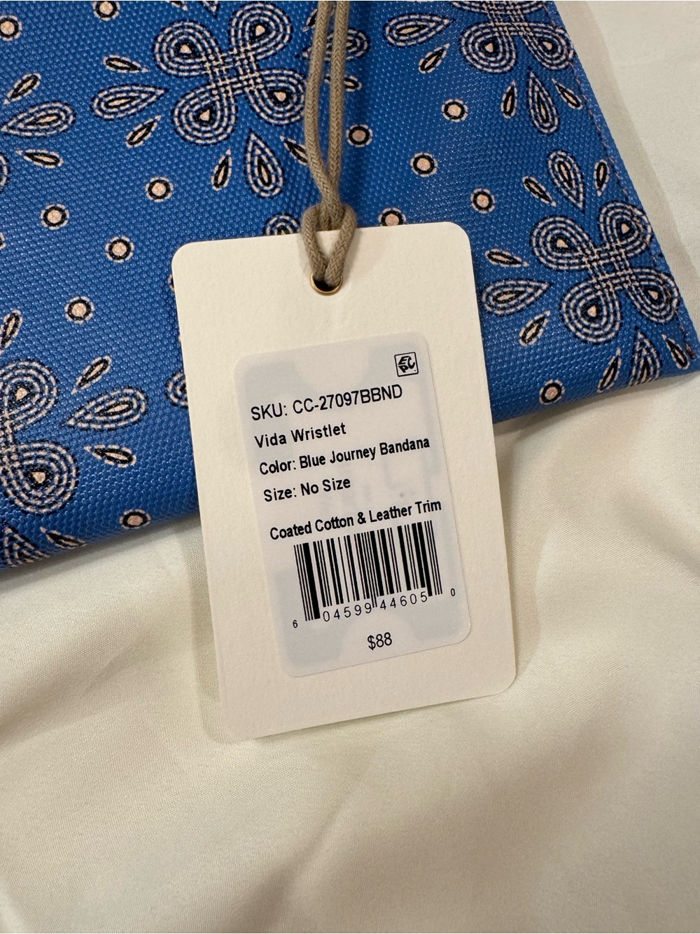 HOBO Blue Floral-Print Tote with Matching Accessories 🫐 👖 - Picture 7 of 10
